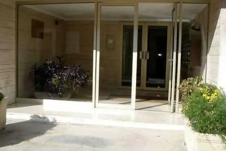 2, Rue Chaulieu Apartment